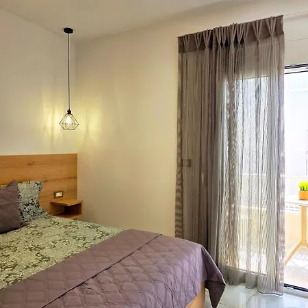Apartman Anthouli Homes 4, Steps From And Centre